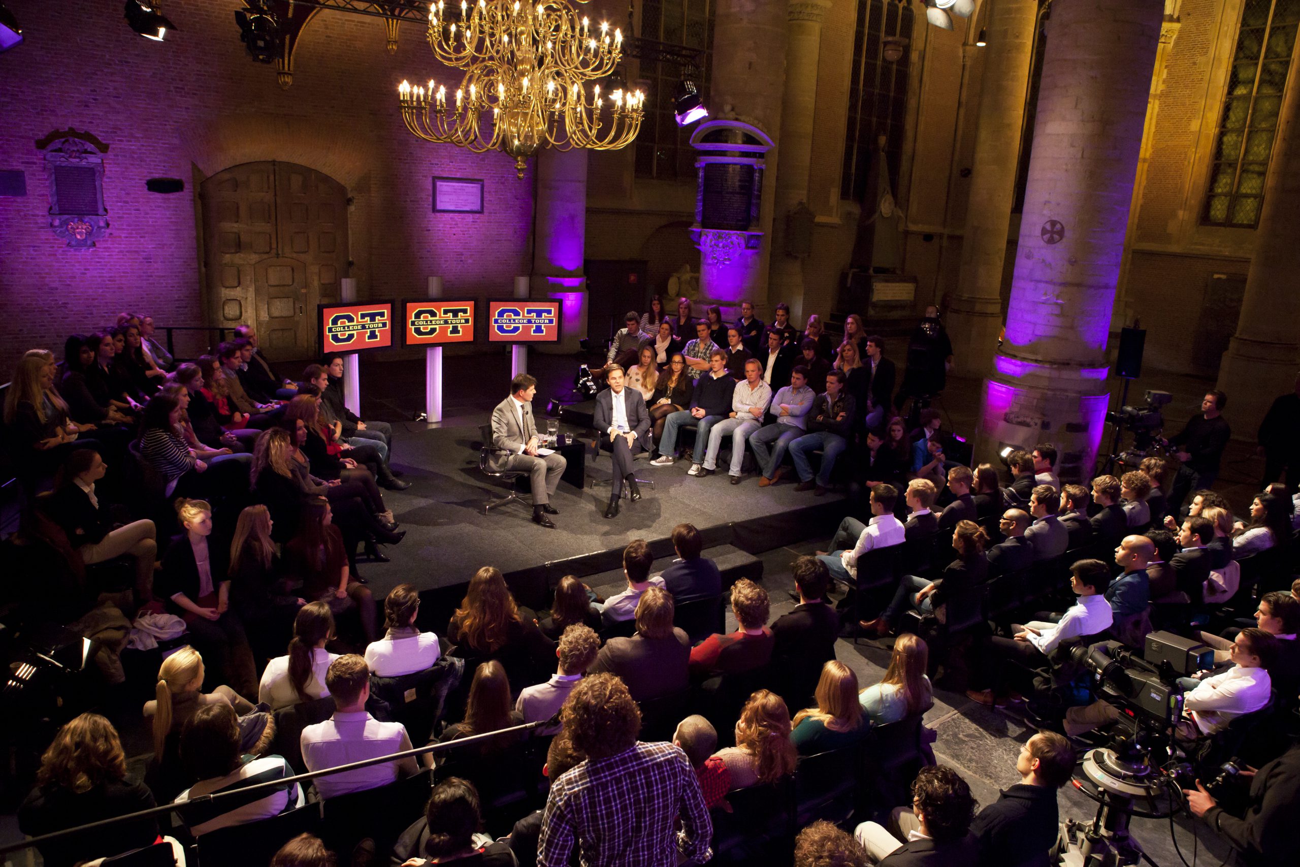 College Tour RIVU GROTE OOGST